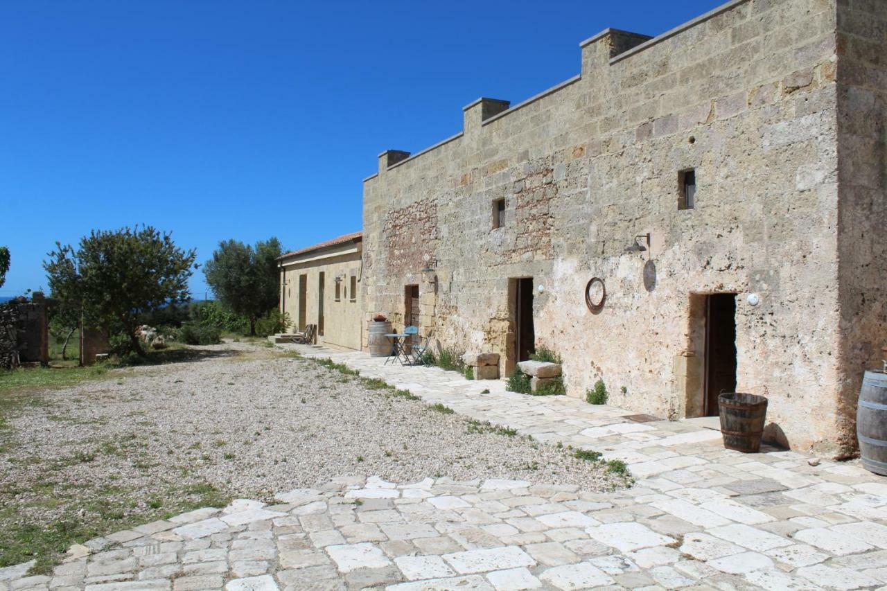 Antica Masseria Ficazzana - Tenuta マリーナ・ディ・ペスコルーゼ エクステリア 写真